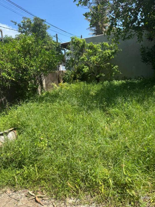 Land with house for sale in Moratuwa