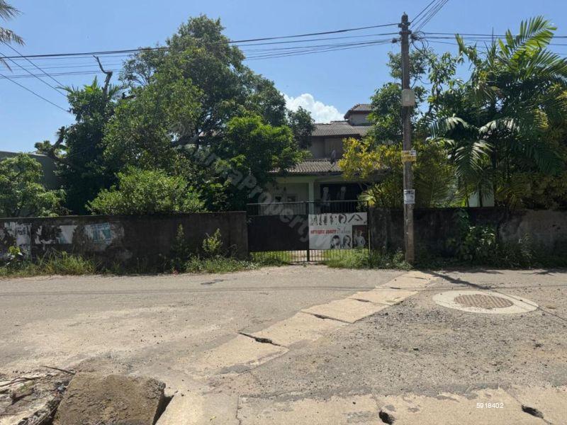 Land with house for sale in Moratuwa