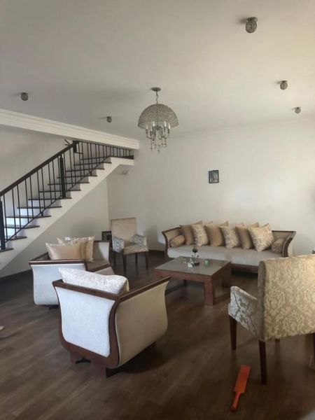 Living Room - Luxury 5 bed room house for immediate sale - De Mel road, Moratuwa