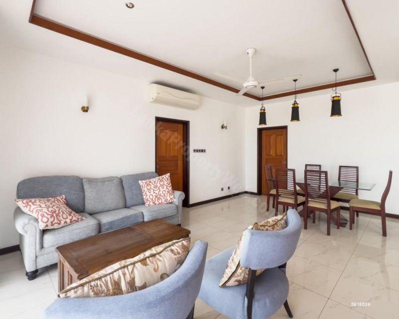 Living Room - Apartment for rent in Colombo 8