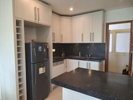 Kitchen - SKY GARDENS – SPACIOUS 3 BEDROOM APARTMENT| 1,500 sq ft| Rajagiriya| Green views| Rs. 79 Mil