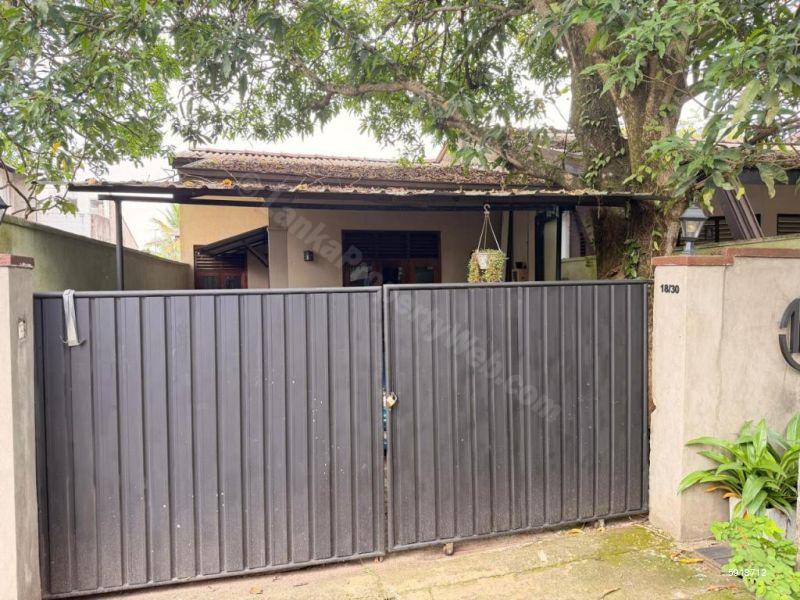 Exterior - House for sale in Maharagama