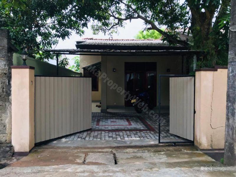 Exterior - House for sale in Maharagama