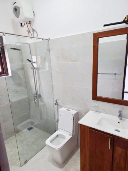 Bathroom - Newly Build Luxury Three Story House For Sale In Malabe 