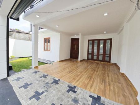 Bedroom - Brand New Luxury 3 Story House For Sale In Piliyandala 