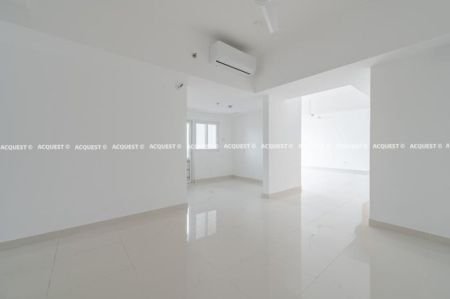 Bathroom - Apartment for Sale - The Cornwall - Colombo 03 | LKR 116,220,000