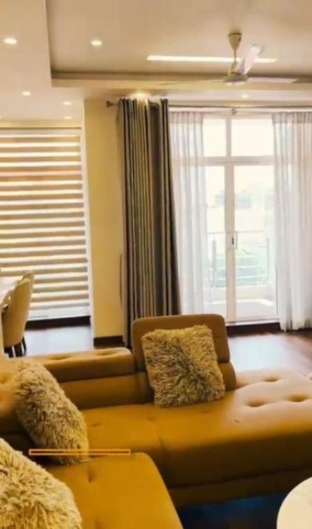 Living Room - Luxury 3 Bed 2 Bath Furnished Apartment for Rent in Colombo 3 accommodate 6 to 10 pax kollupitiya near galle road