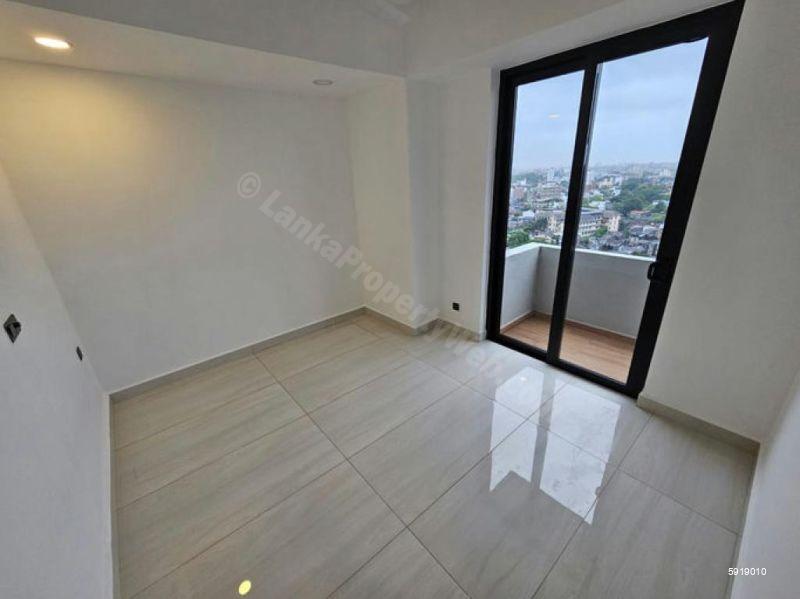 Apartment for sale in Colombo 5