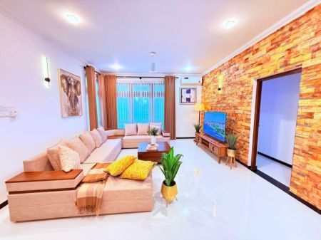 Living Room - Brand New Luxury House for Sale at Pelawatte (HSSH129)