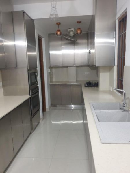 Kitchen - Luxury House With A Roof Top Swimming Pool For Lease In Colombo 8 | LH03236