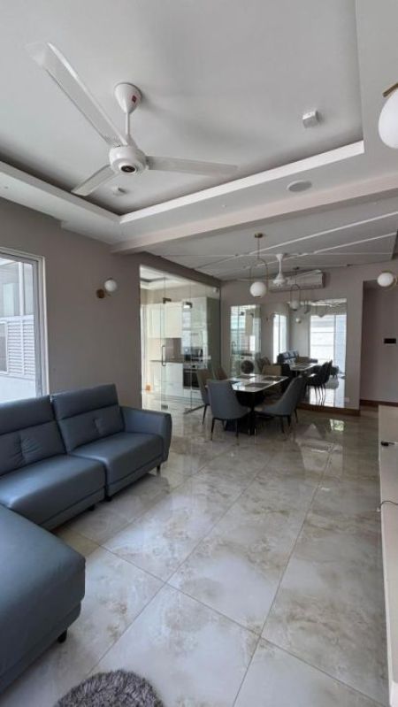 Living Room - Apartment for Rent - Boutique Complex 