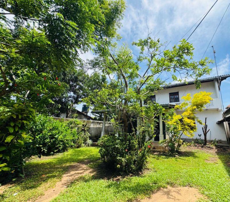 Exterior - House for rent in Moratuwa