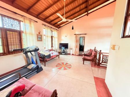 Living Room - (DH787) Spacious Two Storey House for Sale in Piliyandala, Thumbowila