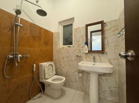 Bathroom - Global Lakeside - 02 Bedroom Furnished Apartment for Rent in Rajagiriya (A5962)-RENTED
