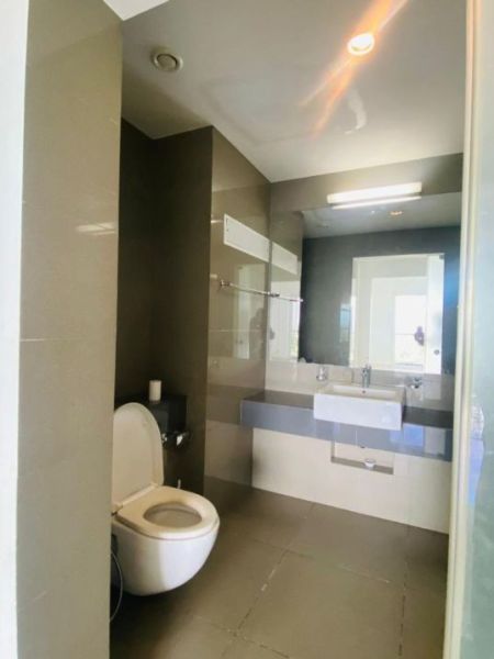 Bathroom - 3 Bedroom Apartment for Sale - Rajagiriya, ClearPoint Residencies | LKR 150 Million (EM816)