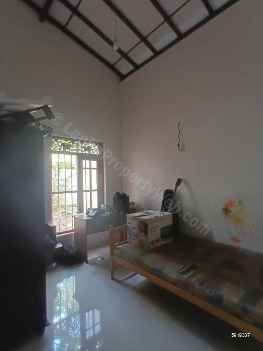 House for sale in Mawaramandiya