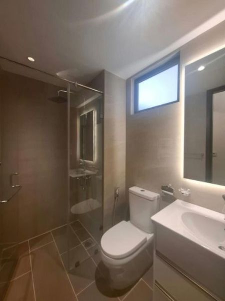 Bathroom - Tri-Zen - 02 Bedroom Furnished Apartment for Rent in Colombo 02 (A6299)-RENTED