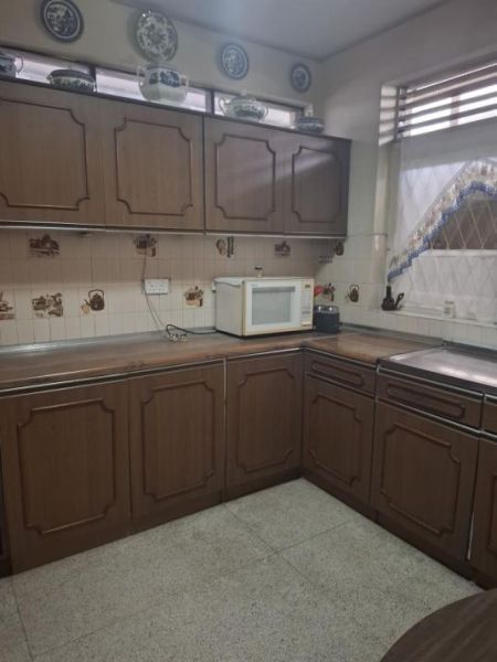 Kitchen - Colonial type 4 bedroom house| COLOMBO 5 Border| @ LAND VALUE| Close to Havelock Road| 12.3 Perches| Rs. 123 Mil