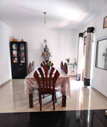 Dining room - Kottawa - Rukmalgama 05 Bed Room House on 15 Perches of Land for Sale 