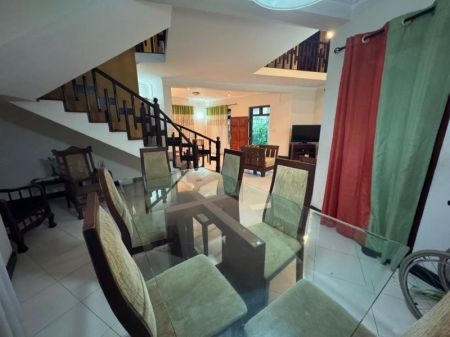 Living Room - 5BR House for Sale in Boralesgamuwa | LKR 54 Million (HS4712)