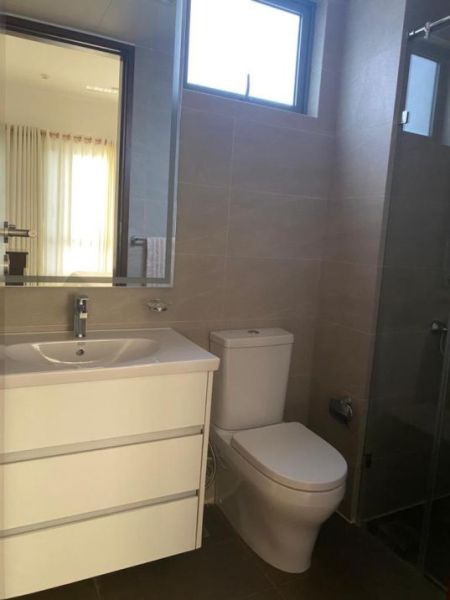 Bathroom - AS003 – Apartment for Sale (Trizen Residences, Colombo 02)