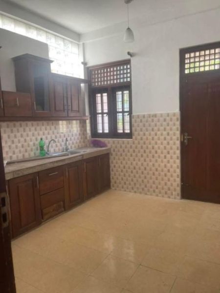Kitchen - 6 Bedroom House for Sale - Dehiwela, Robert Road | LKR 61 Million (EM822)