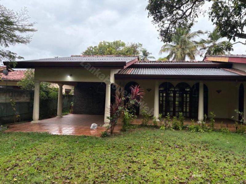 House for sale in Kandana