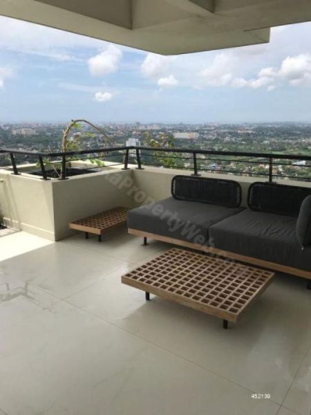 Living Room - Clear Point 03 Bedroom Fully Furnished Higher Floor Apartment For rent in Rajagiriya