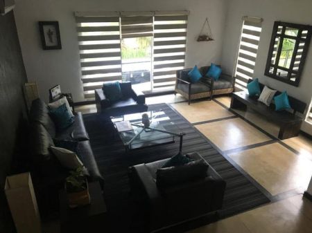 Living Room - 3 Bedroom House for Rent - Madiwela | USD 2,000 Per Month (EM833)