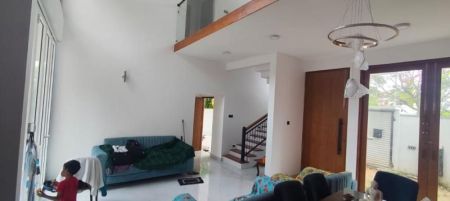 Living Room - House for Rent – Thalawathugoda – LKR 225,000/Month (EM007DV)