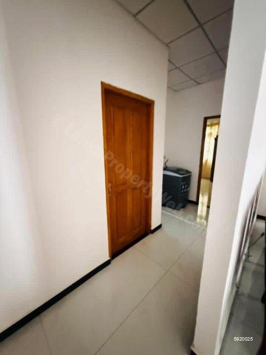Kitchen - House for sale in Homagama