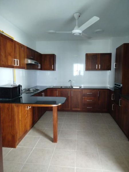 Kitchen - 5 Bedroom Apartment for Rent - Rajagiriya, Royal Park Residencies | LKR 1 Million Per Month (EM826)