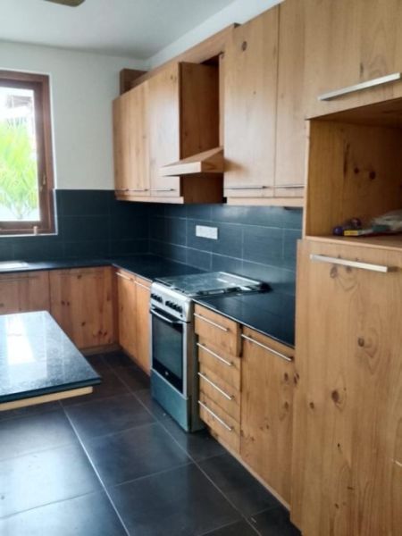 Kitchen - 5 bedroom large house with a pool for rent in Baththaramulla at USD 3000