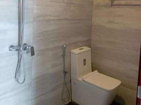 Bathroom - Apartment for Sale - Florida Apartment - Dehiwala | LKR 40,000,000