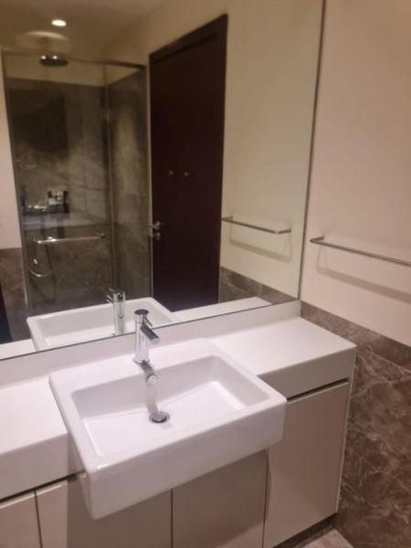 Bathroom - Apartment For Sale in Colombo 02 