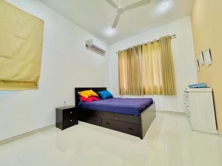Bedroom - House for sale in Thalawathugoda 