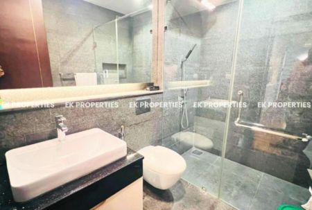 Bathroom - 7th Sense - 3 Bedroom Duplex Apartment For Rent | Furnished | Colombo 7 | EK-1488