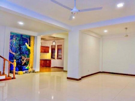 Living Room - 120 Road facing House for sale in boralasgamuwa 