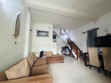 Living Room - (RH586) Two Storey House for Sale in Rathmalana