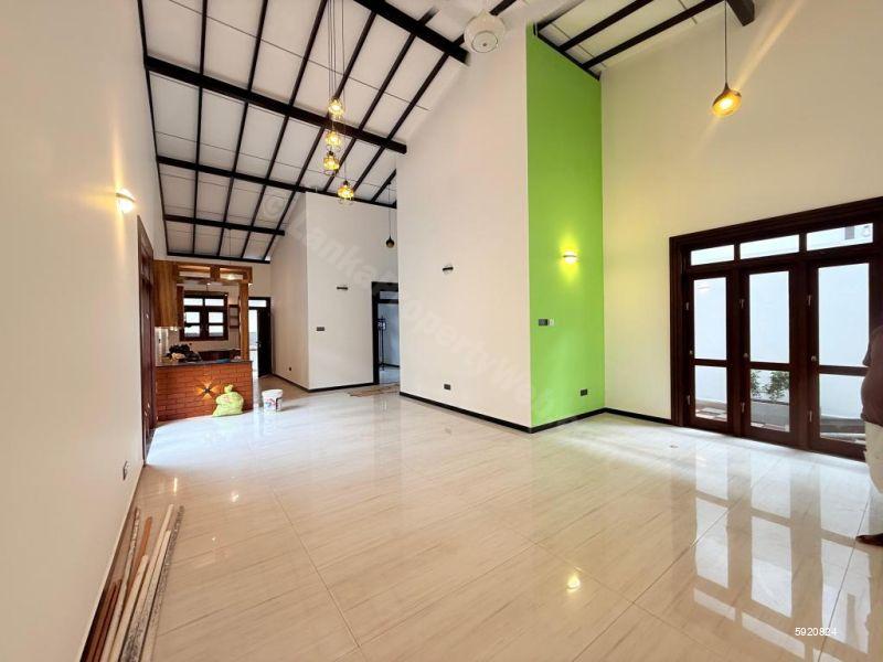 House for sale in Malabe