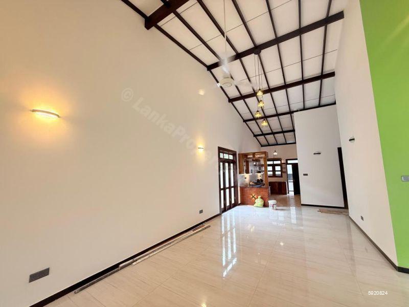 House for sale in Malabe
