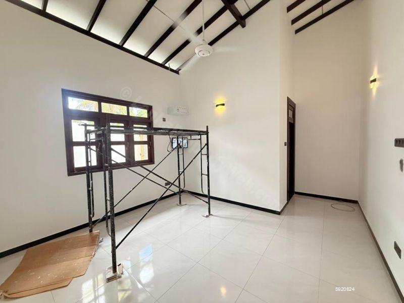 House for sale in Malabe