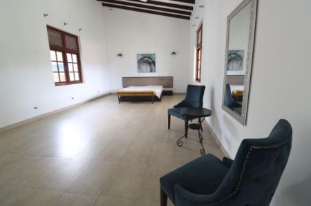 Living Room - Superb Madiwela Furnished Family Home