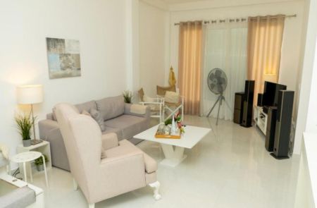 Living Room - Modern 2 Bedroom House for Rent at Hokandara, Thalawathugoda / LKR 130,000 (EM219RN)