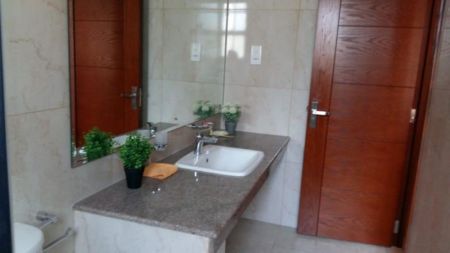 Bathroom - Sophisticated Semi Furnished Apartment For Sale in Colombo 3