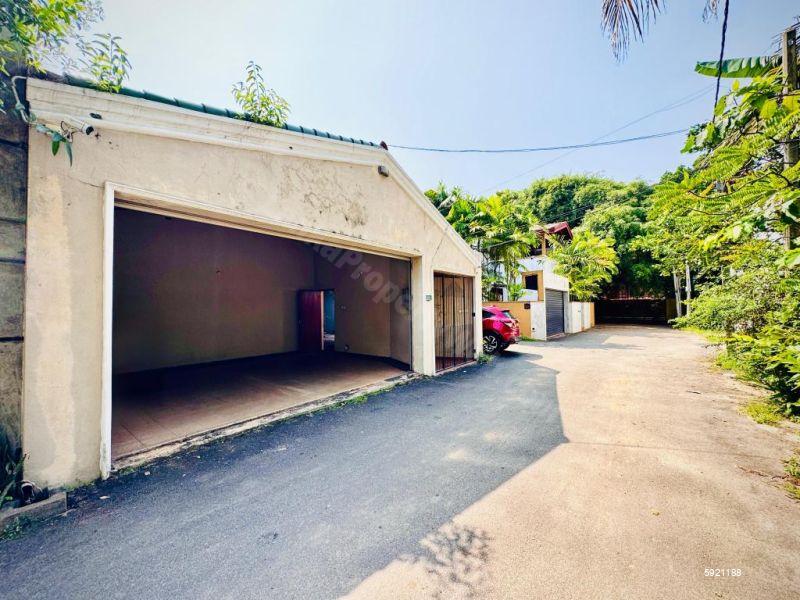 Exterior - House for sale in Pita Kotte