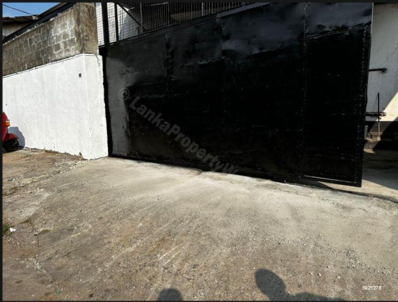 Commercial for sale in Colombo 15