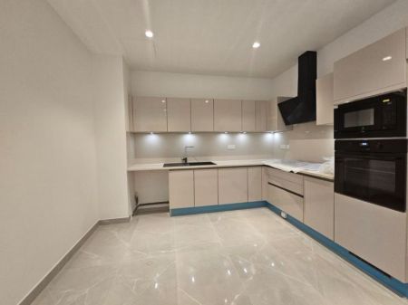 Kitchen - Brand New Luxury 2 Bedroom Sea View Apartment for Rent – 606 The Address, Colombo 03