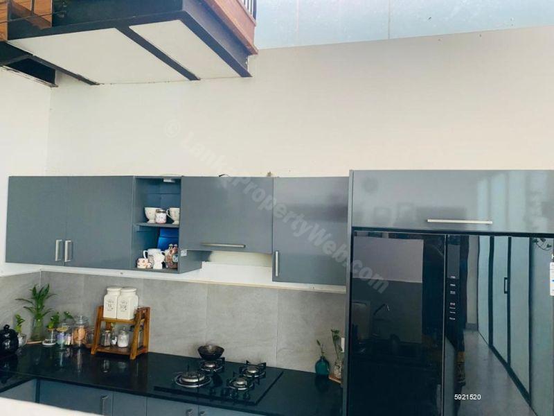 House for sale in Thalawathugoda