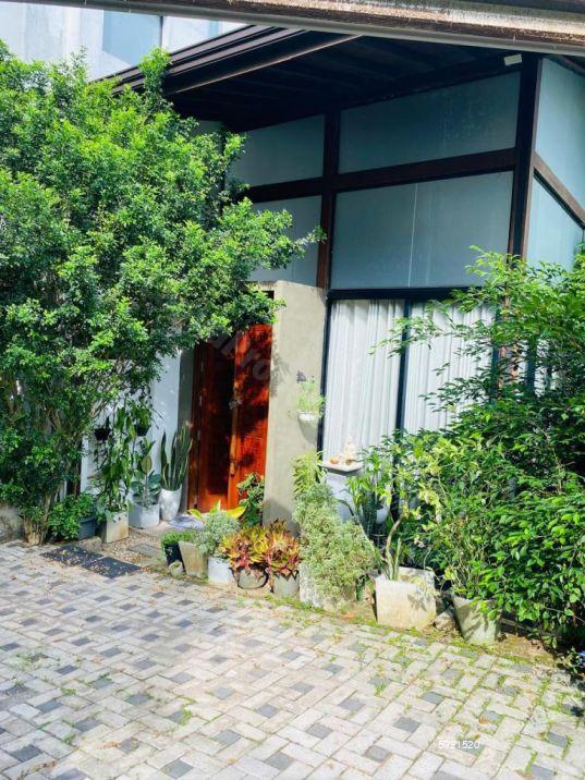 House for sale in Thalawathugoda